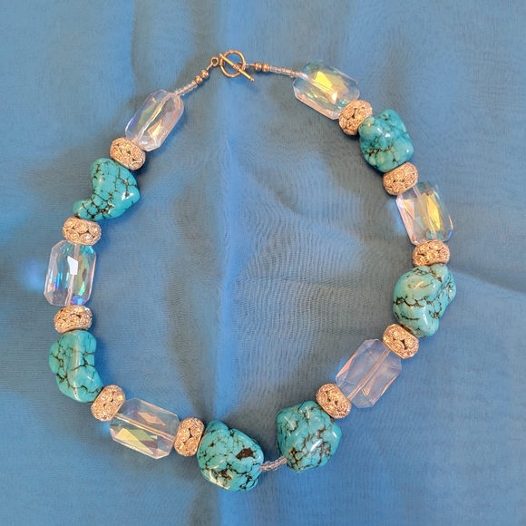 Stunning Beachy Glam Faux Turquoise & Sparkly Bauble Necklace ~ Wow! - Picture 5 of 16